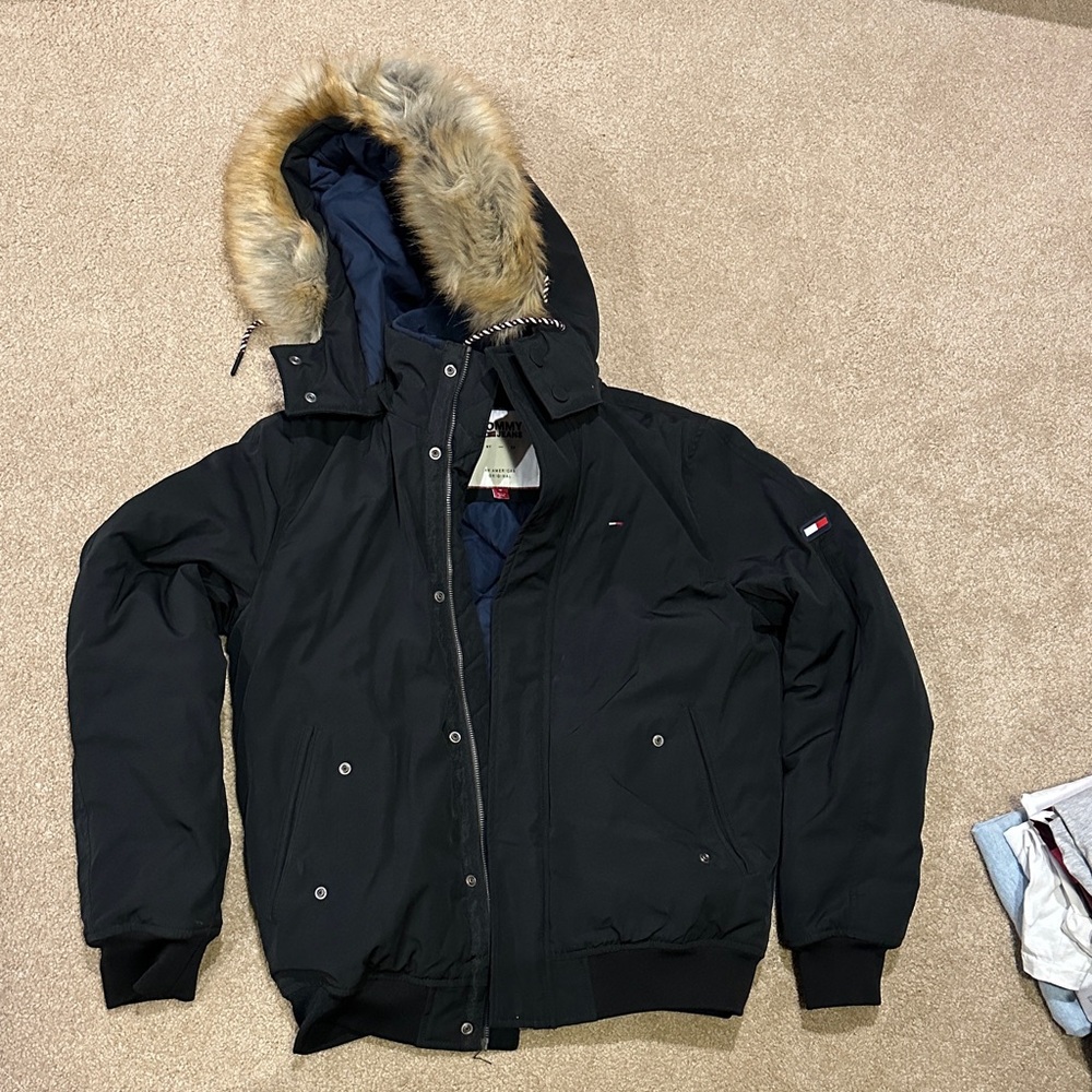 Tommy Hilfiger Black Puffer Jacket with Fur Hood